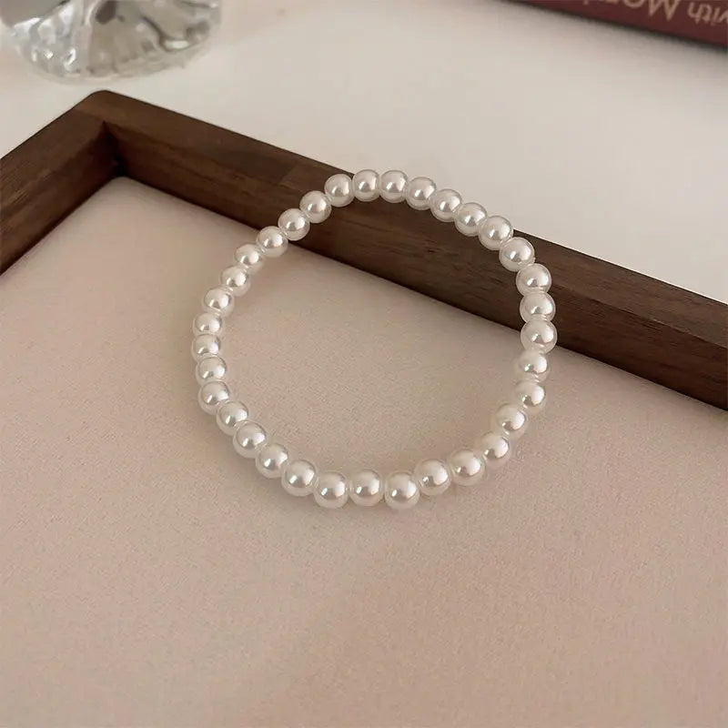 CHYVENEE Elegant White Faux Pearls Beaded Bracelet