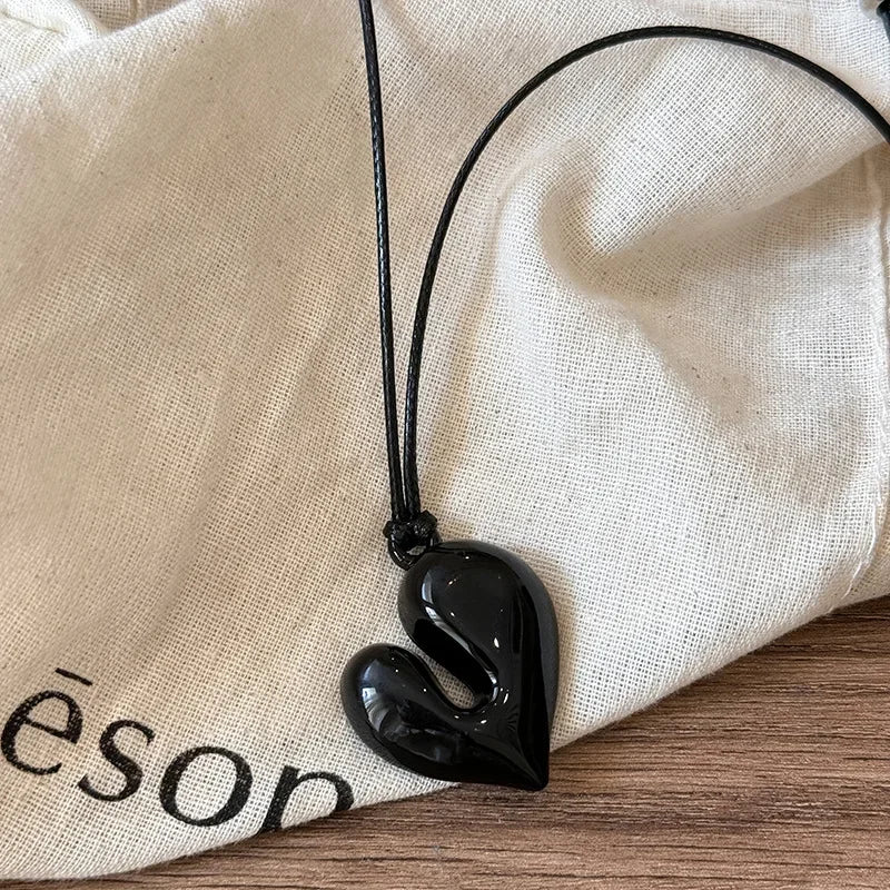 LATS Vintage 80s Red Heart Pendant Necklace