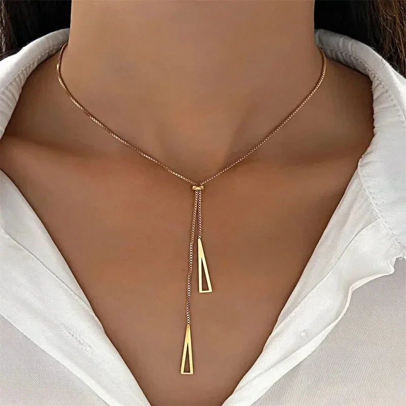 NEULRY Metal Style Silver Color Triangle Pendant Necklace