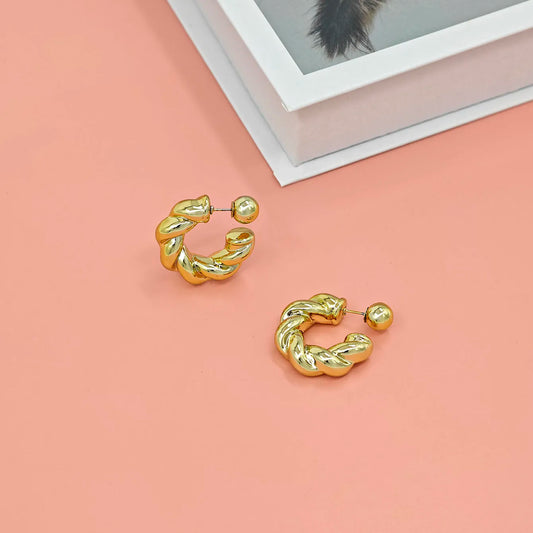 Fashionable C-Shaped Earrings with Unique Design