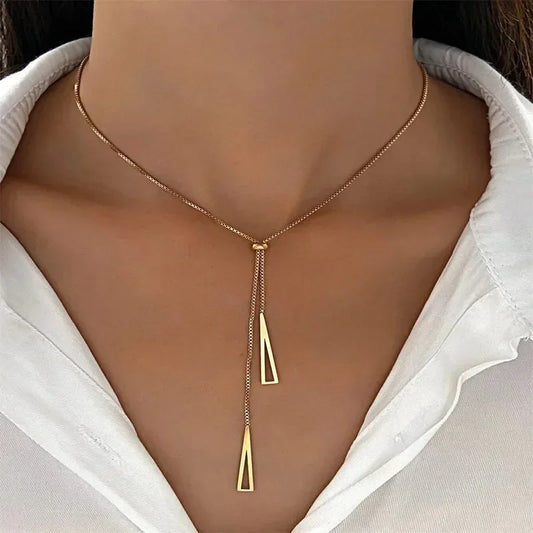 NEULRY Metal Style Silver Color Triangle Pendant Necklace