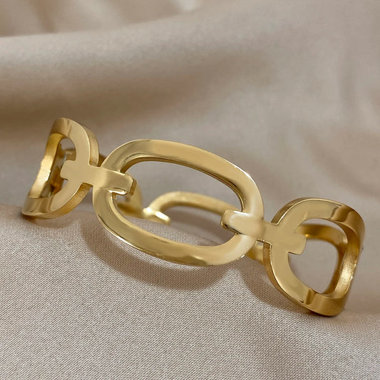 AENSOA Fashion Simple Hollow Out Interlock Cuff Bracelet