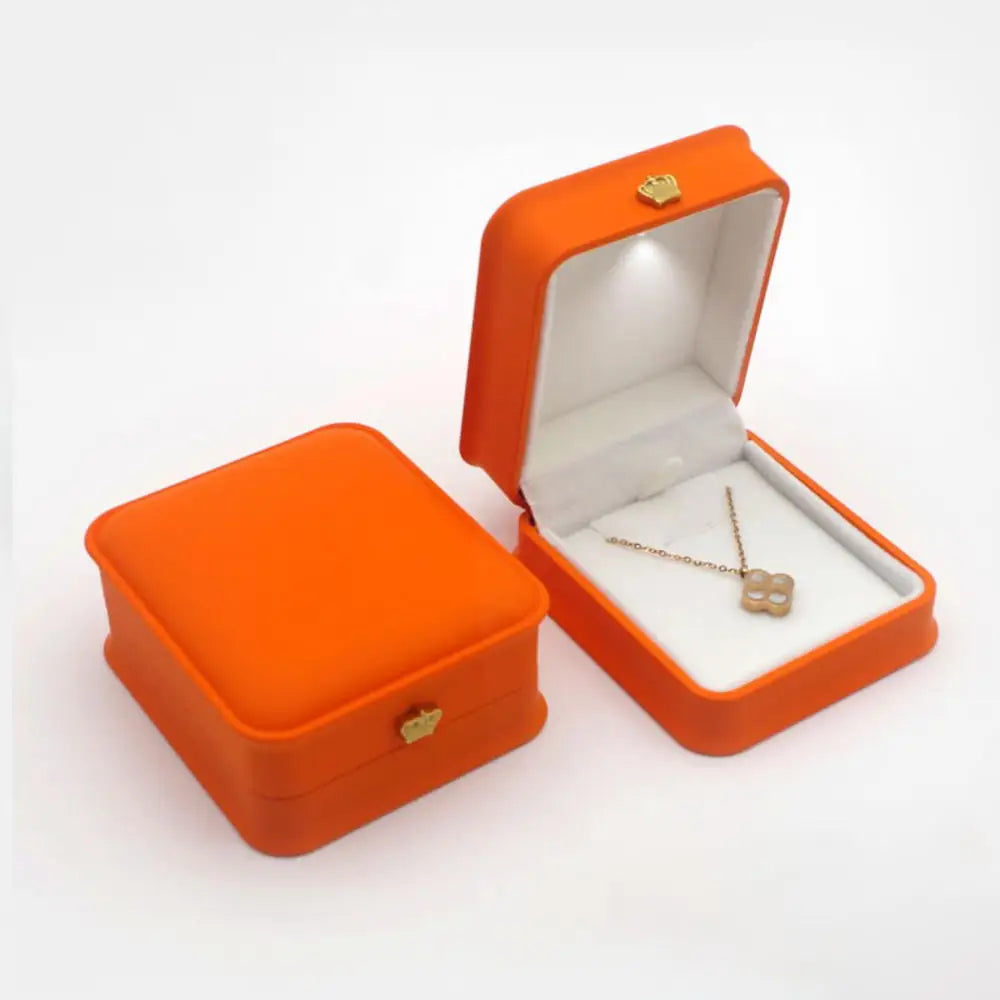 LED Ring Necklace Pendant Box Luxury Velvet Rubber with Light
