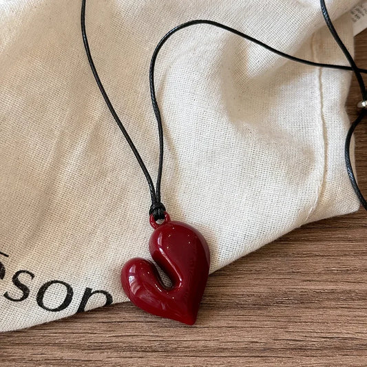 LATS Vintage 80s Red Heart Pendant Necklace