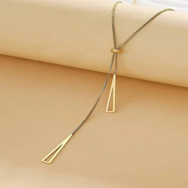 NEULRY Metal Style Silver Color Triangle Pendant Necklace