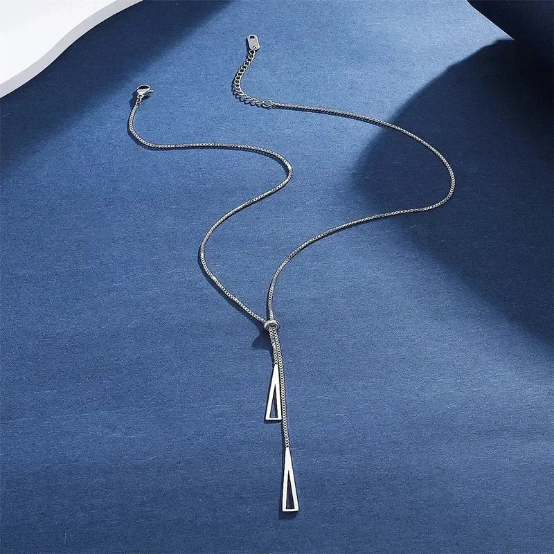 NEULRY Metal Style Silver Color Triangle Pendant Necklace